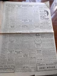 Cumhuriyet Gazetesi - 29 Ağustos 1958 - Hazine Hissesi Kaldırılmıyor - Donanma Terfi Listesi Dünya Kısmen Belli Oldu - Faik Taluy Hayri Bars Fotoğraf - İstanbul Emniyet Müdürlüğüne Tayin Edilen Gümüşhane Valisi Faruk Oktar - Sirkeciden Kazlıçeşmeye Sahil Yolu Cumhuriyet Bayramı'nda Açılıyor - Büyük Bir Tıbbi Ecza Kaçakçılığı - Tiyatrolarımız Hakkında Yeni Karar Ve Tasavvurlar - NATO Başkomutanı General Nostad'ın Ankara ve İzmir'de Teftişleri Fotoğraf - Yılanların Öcü Yazan Fakir Baykurt Yazı Dizisi - Türkiye İş Bankası Şehzadebaşı Şubesi Açılıyor - 500 Sihirbaz Viyana'da Toplandı - Ala Geyik Yazan Yusuf Karataylı Çizen Sezgin Burak - Fenerbahçeli Naci Erdem Hiçbir İhtilafım Yok Dedi - İstanbulspor Galatasaray Maçı İçin Kampta - 1500 Metre Dünya Rekorunu Avustralyalı Herb Elliott Kazandı