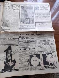 Cumhuriyet Gazetesi - 4 Şubat 1940 - Perde Arkasında Yazan Yunus Nadi Başmakale - Balkanlılar Kati Bitarat Kalacaklar - Yugoslav Kralı Prens Pol Vekilimiz Şükrü Saraçoğlunu Kabul Etti Fotoğraf - Doktor Mehmet Ali'yi Öldüren Ebe Naciye 6 Seneye Mahkum Oldu - Fin Ordusunun Zaferi Fotoğraf - D Grubu Sergisi Açıldı Fotoğraf - 900,000 Liralık Asfalt Yapılacak - Rektör Cemil Bilsel'in Çayları - Müstakil Ressamlar Toplandılar Fotoğraf - Milli Şef İsmet İnönü Küçük Bir Ameliyat Geçirdi - Büyük Türk Şairi Yunus Emre Kimdir Yazan Raif Yelkenci Yazı Dizisi - Alman Tayyarelerinden Bir Çoğu Düşürüldü -  Bahar Yağmuru Filmi Melek Sinemasında - Otel Emperyal Bugün Lale Sinemasında - Amerikalı Artist Robert Montgomery Avrupa'ya Geldi - Pazardan Pazara Yazan Server Bedi - Bugün Galatasaray Beşiktaş Takımları Karşılaşıyor - İstanbul Lisesi Şişli Terakki Maçından Bir Enstantane - Haftalık Radyo Programı - Voleybol Maçları - Hamiyet Yüceses Beler Oteli Salonlarında - General Electric Radyoları - Arlon