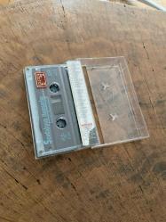 MAHSUN KIRMIZIGÜL - SEVDALIYIM HEMŞERİM - KASET