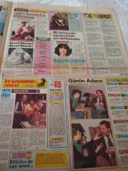 Kelebek Hürriyetin Okuyucularına Armağanıdır -15 Mart 1986-Zeki alasya-metin akpınar-devekuşu kılıbık- prenses Diana kısa çizgi taht yolunda-askerlere madalya takıyor-aşk ve kin-Perihan savaş-tarık tarcan-suzan avcı-aslan altın-gamze yarka-nuri alço-didem bülbül-mesut çakarlı-murat yıldız-olur eraslan-atıl inanç-ersin burak-yener çakmak-günün adamı Ali poyrazoğlu-Levent kazak-bir üniversite öğrencisini not defterinden-kapıcı dairesinden bildiriyorum-bu yaşta olur mu baba kısa çizgim Aysel hanım-ev kadının rehberi-fikret hakan-erler film-samim değer-neslihan acar-erol tezeren-osman cengiz-ihsan yüce-nevzat okçugil