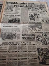 Kelebek Hürriyetin Okuyucularına Armağanıdır -21 Şubat 1985-foto roman yıldızları yarışması-türkiye kral adayları-orhan demir-ali Rıza balyemez-yalçın ener-bülent özdağlı-servet güvenç-tansel urcan-alper kılıçarslan-alptekin-soner arıca-dinçer kayan-tayfun akgün-cafer yıldırım-petrol şeyhine 25 milyonluk piyano-meraklılar-serpil çakmaklı-sinan özbalkan-bantlı başlar-fatma girik-memduh ün-halide edip adıvar-muhteşem demirağ-salih kırmızı-gani turanlı-zeki alpan-sühey eğriboz-işsizlikle gelen yoksulluk-emanet papağan gönülleri fethetti-öğrenciler çaldı veliler eğlendi-yatla dünya turu-bu film Berlin'de şans arıyor-3 İstanbul'dan sevgilerle-melih gülgen-nilgün akçaoğlu-ahşabın sıcaklığı-intikam meleği-lale devri-fosforlu cevriye-hümeyra-samim değer-ahmet mekin-toto karaca-beyhan akbaş-nubar ters yan-selçuk turanlı-özlem tekçe-hafta sonu