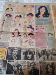 Kelebek Hürriyetin Kadın Okuyucularına Armağanıdır -15 Ocak 1982-kapalı kapılar ardındaki Gökben-Fenerbahçe dalyan-balık çorbası-ölüm busesi-seni seviyorum-saç bakımı ve güzelliği-gelin kaynana çekişmesi bitmez-asırlardır sürüyor-kelebek gibi uçmak arı gibi sokmak- bu güzel saçları siz de yapabilirsiniz-Türkan şoray-ince saçın sorunları-recep kaymak-selda tosun-arda uzkan-tuğrul meteer-ufuk tezeren-ahu tuğba-hümeyra-yeni plaklar-kibariye-aşkın adresi-yumurtanın üzerine çivi çakıp yazı yazıyor-postacı kapıyı iki defa çalar-haftanın filmleri-gül hasan-coşkun sabah-beraber ve sol o şarkılar-haftada bir gün uzaydayız