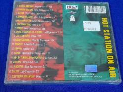 ON AIR 105,7 HOT STATION MÜZİK CD  (SIFIR)
