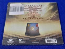 YÜKSEK SADAKAT RENK KÖRÜ MÜZİK CD  (SIFIR)