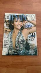 TEMPO HAFTALIK HABER DERGİSİ -  SAYI:30    - TEMMUZ 2011   -   ORGAZM OKULU EĞİTİM ŞART - TÜRK SİYASETÇİLERİN İMAJI - ERDOĞAN’I NASIL ÇİZERDİ - FESTİVALLERE HAZIR MISINIZ - HERKESE ROMANTİK KLASİKLER KİTABI VE CD’Sİ HEDİYE - ANNELER DE SEKSI OLUR - ÜNLÜLERİN VAMPİR HALLERİ - HAYATI FAZLA CİDDİYE ALMAYIN - TANRI SEVGİDİR - AŞKIN RENGİ - KARADENİZ FIKRALARI - YAŞAMAK DENMEZ Kİ - ONLAR KENDİ GÖBEKLERİNİ KENDİLERİ KESECEKTİ - BARIŞ NE İSTİYOR - SEVİL BERBERİ - SEVGİLİ YOLDAŞ KURBAĞALAR - CESUR SAHNELER VE SANATLA YÜZLEŞME - OYUNCULUKTA RİSK VE CESARET - TÜRKİYE'DE DEMOKRASİ VE LAİKLİK - ATATÜRK’Ü NEDEN İLAHLAŞTIRIYORUZ - SENARYO VE SİNEMA PROJESİ - TATİL HAVAALANINDA BAŞLASIN - ALTIN BİLGİLER KİTAP VE FİLM ÖNERİLERİ -  JENNIFER LOPEZ - BURAK KUT - BURCU ESMERSOY - KENAN DOĞULU - AYSEN GRUDA - BARIS KUYUCU - SARKIS ÇERKEZYAN - LEVENT TÜLEK - KEVSER RUHİ - ALİ SART - ELEANOR H. PORTER - YILMAZ GÜNEY - BEAUMARCHAIS - NEVZAT ÇELİK - ALTAN AYKAN - BAHAR DAĞLI - 144    SAYFA - TAM TAKIM DERGİ