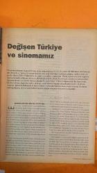 ANTRAKT AYLIK SİNEMA DERGİSİ - TEMMUZ 1994 - HALUK ÜNAL – OLIVER STONE – YVES MONTAND – JACK LEMMON – WALTER MATTHAU – PATRICE CHÉREAU – ISABELLE ADJANI – CATHERINE DENEUVE – ETHAN COEN – JOEL COEN – MIKE FIGGIS – JOHN WATERS – DEVRİM ALPÖGE – M. SÜHA ARIN – SEÇİL BÜKER – YALÇIN DEMİR – İBRAHİM H. KURT – SELAMI SÖZER – AHMET TOLUNGÜÇ – ATIF YILMAZ – NEZİHE ARAZ – NECAT BIRINCI – ORHAN DURU – MEMDUH EKŞİ – BİROL EMİL – GÜLTEKİN SAMANCI – SADIK KEMAL TURAL – FAHİR ARMAOĞLU – RONA AYBAY – ABDURRAHMAN ÇAYCI – REŞAT GENÇ – CEZMI KARTAY – UYGUR KOCABAŞOĞLU – AHMET MUMCU - AYLIK SİNEMA DERGİSİ – SİNEMA VE KÜLTÜR ENDÜSTRİSİ – HDTV VE SİNEMA TEKNOLOJİSİ – HAREKETLİ GÖRÜNTÜ TARİHİ – SİNEMA SALONLARININ YERİNİ DEĞİŞTİREN DİJİTAL YAYIN – KÜLTÜREL YANSIMALAR – TÜRKİYE’DE KÜLTÜR VE SİNEMA DEĞİŞİMİ – CANNES 1994 GÖZLEMLERİ – FESTİVALİN IKI YÜZÜ: ŞATAFAT VE MESAİ – JÜRİ DENEYİMLERİ – GATT ANLAŞMASI VE SİNEMA POLİTİKASI – AMERİKAN FİLMLERİNİN CANNES STRATEJİSİ – ULUSLARARASI FİLM FESTİV    -  66 SAYFA