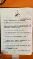 ANTRAKT AYLIK SİNEMA DERGİSİ -  MART 1993 -  AL PACINO – JUDY DAVIS – PATRICK SWAYZE – KAAN YAZICIOĞLU – MEHMET AÇAR – MUSTAFA DARAS – JAMES IVORY – UĞUR VARDAN – GRETA SCACCHI – VINCENT D’ONOFRIO – SHIRLEY HENDERSON – SANDRA VOE – CHARLES BERLING – CLAUDINE AUGER – KLAUS DOLDINGER – ANDREW BIRKIN – BEE GILBERT – BENOÎTE GROULT – BERND EICHINGER – MARTIN MOSZKOWICZ - AYLIK SİNEMA DERGİSİ – ANKARA 5. ULUSAL FİLM FESTİVALİ – İSTANBUL 12. ULUSLARARASI FİLM FESTİVALİ – ANTRAKT FESTIVAL GÜNLÜĞÜ – OSCAR GÜNDEMİ VE KÜRESEL HESAPLAŞMA – FİLM PROGRAMLARI VE HALK JÜRİSİ – POSTMODERNİZM VE SAMİMİ FİLM TARTIŞMASI – BLADE RUNNER EKSENLİ ESTETİK ANALİZ – SİNEMADA BEYAZ ADAM TEMASI – FESTİVAL PANELLERİ VE GÜNLÜK BÜLTENLER – ANTRAKT ÖZEL SAYILARI VE YAYIN POLİTİKALARI – TİCARİ SİNEMA VE VİZYON GEÇİŞLERİ – YILIN 