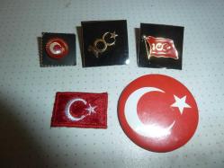 TÜRK BAYRAĞI YAKA ROZETİ LOTU 8 ADET