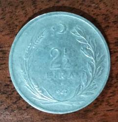 2,5 lira , 2.5 lira , 2 1/2 lira , 2½ lira , 2 buçuk lira , İki buçuk lira 1962