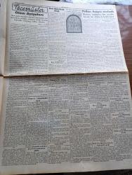 Cumhuriyet Gazetesi - 29 İkincikanun (Ocak) 1940 - Bitarafların İttifakı Yazan Yunus Nadi Başmakale - Milli Felaketimiz Karşısında İngiltere'nin Uzattığı Dost Eli - Balkan Antantı Konseyinin Toplanacağı Belgrad'dan Bir Manzara - İngiliz Askerleri Garp Cephesinde Radyo Dinliyorlar - Fenerbahçe Vefa Maçı Fotoğraf - Milli Şef İsmet İnönü'nün Memleket Seyahati - Roma imparatorluğunun Tarihi Hazineleri - Askerlik Bahisleri Yazan Abidin Daver - Maarif Vekili Hasan Ali Yücel Geliyor -  Zaza Filmi Pek Yakında Saray Sinemasında - Hindliler Geliyor Alkazar Sinemasında - İsa Miranda Ray Milland'ın Yarattığı Otel Emperyal Perşembe Akşamı Lale Sinemasında - Hungarya 8 Şişli 1 - Beşiktaş 4 Süleymaniye 1 - Galatasaray 6 Topkapı 0 - Çocuk Köşesi - General Weygand Şerefine Verilen Ziyafet -- Burla Biraderler - Singer Saat - Milli Piyango - Dolmabahçe Stadyumu İnşaatı