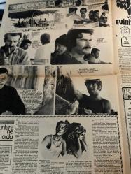 KELEBEK GAZETESİ DOĞUM GÜNÜ GAZETESİ - 13 EYLÜL 1973 - Marilyn Monroe - Ava Gardner - Brigitte Bardot - Catherine Deneuve - Liz Taylor - Greta Garbo - Kim Novak - Rita Hayworth - Jean Harlow - Ursula - Erol Büyükburç - Mehtap Sılahtanoğlu - Gülşen Bubikoğlu - Fikret Hakan - Münir Özkul - Ferdi Tayfur - Meral Zeren - Feridun Karakaya - Suna Selen - Ahmet Kostirika - Selda Tosun - Tuna Tunç - Eray Özbal - Arda Uskan - Gani Turanlı - Mesut Çakarlı - Leyla Somer - Nubar Terziyan - İbrahim Kurt - Barış Dikişçi - Erkan Başar - Salih Güney - Turgut Saçlıer - Feridun Karakaya - Müren Tokay - Zeliha - Murat Soydan - Kadir İnanır - Kartal Tibet - Yılmaz Köksal - Fuat Onan - Yener Çakmak - Ümit Ülker - Ersin Burak - Metin Soysal - Erdoğan Tokatlı - Tamer Güvenç - En güzeli Marilyn - Karacaoğlan - Deniz’in Çağrısı - Aşktan da Üstün - Sahte Mirasçı - Allahaismarladık - Bir Rastlantı - Kovboy’un Aşkı - Şövalye ve Sevgilisi - Bitirim Kardeşler Şimdi de Sosyetede