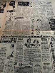 KELEBEK GAZETESİ DOĞUM GÜNÜ GAZETESİ - 13 EYLÜL 1973 - Marilyn Monroe - Ava Gardner - Brigitte Bardot - Catherine Deneuve - Liz Taylor - Greta Garbo - Kim Novak - Rita Hayworth - Jean Harlow - Ursula - Erol Büyükburç - Mehtap Sılahtanoğlu - Gülşen Bubikoğlu - Fikret Hakan - Münir Özkul - Ferdi Tayfur - Meral Zeren - Feridun Karakaya - Suna Selen - Ahmet Kostirika - Selda Tosun - Tuna Tunç - Eray Özbal - Arda Uskan - Gani Turanlı - Mesut Çakarlı - Leyla Somer - Nubar Terziyan - İbrahim Kurt - Barış Dikişçi - Erkan Başar - Salih Güney - Turgut Saçlıer - Feridun Karakaya - Müren Tokay - Zeliha - Murat Soydan - Kadir İnanır - Kartal Tibet - Yılmaz Köksal - Fuat Onan - Yener Çakmak - Ümit Ülker - Ersin Burak - Metin Soysal - Erdoğan Tokatlı - Tamer Güvenç - En güzeli Marilyn - Karacaoğlan - Deniz’in Çağrısı - Aşktan da Üstün - Sahte Mirasçı - Allahaismarladık - Bir Rastlantı - Kovboy’un Aşkı - Şövalye ve Sevgilisi - Bitirim Kardeşler Şimdi de Sosyetede