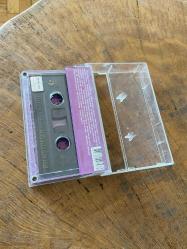 BELKIS ÖZENER - SAHİBİNİN SESİNDEN - KASET