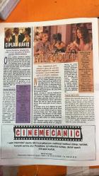 SİNEMA HAFTALIK ANTRAKT DERGİSİ - SAYI : 92 – JODIE FOSTER – NEJAT ÇELİK – SAİM YAVUZ – İSMET DEĞİRMENCİ – LAYLA SEVEN – RAHMİ ÇAKMAK – DENİZ YAVUZ – CLEM GÜRBÜZLER – NAZIM AYDIN – TANER BİRSEL – BENNU YILDIRIMLAR – ZUHAL GENCER – ENGİN ALKAN – BÜLENT EMİN YARAR – ZEKİ DEMİRKUBUZ – DERYA ALABORA – HALUK BİLGİNER – GÜVEN KIRAÇ – REHA ERDEM – YEŞİM TOZAN – GÜLSEN TUNCER – NURİNİSA YILDIRIM – MÜNİR ÖZKUL – METİN KAÇAN – OKAN BAYÜLGEN – MÜJDE AR – MUSTAFA UĞURLU – BURAK SERGEN – SAVAŞ DİNÇEL – KÜÇÜK İSKENDER – YAVUZ TURGUL – ŞENER ŞEN – UĞUR YÜCEL – YEŞİM SALKIM – SERMİN HÜRMERİÇ – KAMRAN USLUER – ÖZKAN UĞUR – MELİH ÇARDAK – GÜVEN HOKNA – KAZANCI BEDİH - CEHENNEM SİLAHI 4 – MEL GIBSON VE JET LI’Lİ AKSİYON DEVAMI AĞIR ROMAN – KOLEKTİF MAHALLE DRAMI VE ROMAN ESTETİĞİ MASUMİYET – PANSİYONDA KESİŞEN YALNIZLIKLAR VE TUTKULAR KAÇ PARA KAÇ – PARA VE VİCDAN ARASINDAKİ DÖNÜŞÜM A AY – GÖRÜNTÜ VE ŞİİRSEL DİLİN BULUŞTUĞU İLK REHA ERDEM FİLMİ EŞKIYA – MODERN TÜRK SİNEMASININ DÖNÜM NOKTASI TA - 14 SAYFA