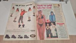 DOLCE DERGİSİ - 2 EYLÜL 2001-DENİZ AKKAYA-Tarkan-MAHSUN KIRMIZIGÜL - YASEMİN KOZANOĞLU - SEDA ALOĞLU - SELHAN ALOĞLU - ENDER MERMERCİ - DERİN MERMERCİ - BOJOK SAYAN - ALİZE DİNÇKÖK - ÖZLEM YILDIRIM - BEYAZIT ÖZTÜRK - ÇAĞLA ŞIKEL - TUĞÇE EYİLİK - SİREN ERTAN - İSMET ÖZHAN - MUAZZEZ ERSOY - KENAN ÇINAR - SÜLEYMAN DEMİREL - HAVVA ÇOBAN - ALTAY - MELEK YARGICI - SİBEL CAN - ALİ RAMAZANOĞLU - FERDA ANIL YARKIN - NESLİHAN YAVUZCAN - ŞEBNEM DÖNMEZ - HELİN AVŞAR - ERDİNÇ ACAR - CEM AYAN - EROL ALEMDAR - MEHMET ÖZENER - SERGEN YALÇIN - EMİN KÜTÜK - MURAT CEVAHİR - YILMAZ BELDOS - ERDEM YILMARTÜRK - HAKAN TANK - AL GÜRSOY - PAMİR DEMİRTAŞ - KEREM İNANOĞLU - CEM OCAK - MEHMET CAN - AZİZ BEKTAŞ - DEMET AKALIN - EMİR AKBULUT - NİL AŞIN - EKREM BORA - YASEMİN BORA - ERKAN PEKÜYSAL - ESRA BALAMİR - BURAK ALTINEL - ARTO - DİDEM EROL - SİBEL SAVACI - TOLGAY SAYGI - GÖKHAN ÖZOĞUZ - ASU EMRE - ERKİN KORAY - VATAN ŞAŞMAZ - BUKET İPEKOĞLU - ZÜMRE ÇETİN - RAFAEL MORENO - OZAN DOĞULU - BENGÜ ERDEN - 22 SAYFA