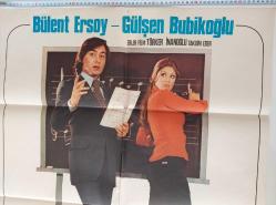 BÜLENT ERSOY-GÜLŞEN BUBİKOĞLU' NUN SIRALARDAKİ HEYECAN ADLI ORİJİNAL SİNEMA AFİŞİ 1A1A1E1 ÇOK NADİRDİR