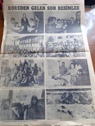 Cumhuriyet Kore Gazetesi - 31 Aralık 1950 - Kore Hükümet Erkanı Türk Karargahında - Kunuri Muharebelerinde Çemberi Yaran Kıtalarımızın Kahraman Komutanlarından Birkaçı Fotoğraf - Kore'de Yol Kenarında Mecburi İniş Yapan Topçu Keşif Tayyaremiz Fotoğraf - Kore'den Türkiye'dekilere Mektuplar - Türkiye'den  Koredekilere Mektuplar - Arslan Mehmetçikler Yeni Cepheye Hareketleri Sabahında Çadırlarının Önünde Fotoğraf - General Tahsin Yazıcı Ve Kurmay Yarbay Salahaddin Tokay Cephede Cumhuriyet Okuyorlar Foto - Kore Şehit Ve Gazilerine Şiir Yazan Tahir Nadi - Ey Şehit Şiir Yazan Sabahat Etlioğlu - Kore'de Mehmetçiğe Selam Yazan Sedat Çetintaş - Tokyo'da Hastane Bahçesinde Fotoğraf - Bir Şehit Anası Söylüyor  Şiir Yazan Tarık Orhan - Kore'den Gelen Son Resimler- Yurda Dönen Yaralılarımızdan Muharrem Karabayır Fotoğraf - Askeri Polis Vazifesi Gören Mehmetçikler Fotoğraf