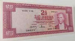 5.EMİSYON 3.TERTİP 2,5 TL İKİBUÇUK (2½) TÜRK LİRASI  SERİ V16 38625 SERİ NOLU NATÜREL ÇİL-ÇİLALTI KAĞIT PARA ÇOK NADİRDİR