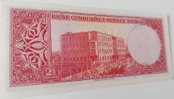 5.EMİSYON 3.TERTİP 2,5 TL İKİBUÇUK (2½) TÜRK LİRASI  SERİ V16 38625 SERİ NOLU NATÜREL ÇİL-ÇİLALTI KAĞIT PARA ÇOK NADİRDİR