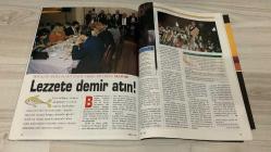 TEMPO HAFTALIK HABER DERGİSİ - SAYI:13 - 2 NİSAN 1997 -  VATAN YAHUT SUSURLUK - SANSÜRCÜBAŞI ORHAN EFENDİ - NAMUSUM İKİ TIFILAMI EMANET - SANSÜR SESLER: EKRAN KARARTMAYA KARŞIYIM DİYEN RTÜK BAŞKANI ORHAN OĞUZ GÖREVİNE CEZALARLA BAŞLADI - RTÜK’TE GÜNEŞ MÜFTÜOĞLU VE FATİH KARACA’NIN İSTİFASI SONRASI ORHAN OĞUZ BAŞKAN SEÇİLDİ - KAMUOYUNDAKİ SANSÜRCÜ İMAJIN DEĞİŞTİRİLMESİ VE FREKANS PLANLAMASI YENİ YÖNETİMİN HEDEFLERİ ARASINDA - MODA DEMODE Mİ OLUYOR: İDEOLOJİK DÖNÜŞÜMLER VE SOSYAL DAVRANIŞ DEĞİŞİMLERİ - MAFYA VE ESTETİK GÖRÜNÜM: “BABA” FİLMİNDEN GÜNÜMÜZE DEĞİŞEN ALGILAR - 16. ULUSLARARASI İSTANBUL FİLM FESTİVALİ BAŞLIYOR - YARIŞMA BÖLÜMÜNDE: “ANDY WARHOL’U VURDUM”, “BASQUIAT”, “HAMSUN”, “IRMA VEP”, “ŞEHVET VE İNTİKAM” - SÜRPRİZ VE GARANTİLİ FİLM LİSTELERİYLE FESTİVAL ÖNERİLERİ - CATHERINE DENEUVE VE JAMES DEAN FİLMLERİNDEN KLİKLER - METROPOLIS VE BERLIN ALEXANDERPLATZ GİBİ FİLMLERLE FESTİVALDE YILDIZ YAĞMURU -  ORHAN OĞUZ - ALİ BARANSEL - GÜNEŞ MÜFTÜOĞLU -   114 SAYFA - TAM TAKIM DERGİ