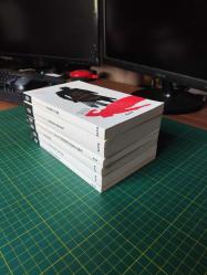 İnsan Nedir? - Dünyalar Savaşı - Candide - Yalnız Gezerim Hayalleri - Madam Bovary - Dedektifler ( 6 Kitap)