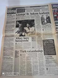FOTOMAÇ SPOR GAZETESİ FOTOMAÇ DOĞUM GÜNÜ GAZETESİ-12 Aralık 1991-kopenhag-coşkun özarı -UEFA kupası-olsen-trabzonspor-fenerbahçe-bmc-spor ekranı-iskender günen-oğuz-aygün özipek-köstepene büyük destek-göztepespor-ayvalık gücü-mesudiyeli kandırıldım-Yavuz gürel-şenol şengül-antalyaspor-başkan Subaşı Ümitli-Murat uygun-nazmiye alkış-altay-ahmet ünsal-gençlerin umidi ruslar-kervan spor-ender yılmaz-cimbom-mustafa denizli-galatasaray teknik direktörü-kartal-akın sel-bako-