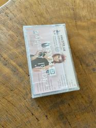 SAFİYE SOYMAN - BİRDE BENDEN DİNLEYİN - KASET (JELATİNİNDE)