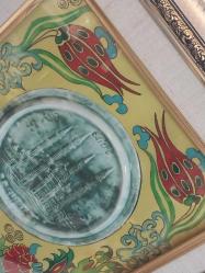 Edirnekâri süslemeli Selimiye Camii Çini  Sanatçı Nadir Adlı İmzalı.