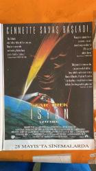 SİNEMA HAFTALIK ANTRAKT GAZETESİ  -   3 HAZİRAN 1999  -  KİŞİLER: ADAM SANDLER – KATHY BATES – HENRY WINKLER – FAIRUZA BALK – JERRY REED – LAWRENCE GILLIARD JR. – BLAKE CLARK – PETER DANTE – JONATHAN LOUGHRAN – THIERRY LHERMITTE – JACQUES VILLERET – FRANCIS VEBER – FRANCIS HUSTER – DANIEL PRÉVOST – ALEXANDRA VANDERNOOT – CATHERINE FROT – VLADIMIR COSMA – PATRICK STEWART – JONATHAN FRAKES – BRENT SPINER – LEVAR BURTON – MICHAEL DORN – GATES MCFADDEN – MARINA SIRTIS – F. MURRAY ABRAHAM – DONNA MURPHY – ANTHONY ZERBE – JERRY GOLDSMITH – MICHAEL PILLER – RICK BERMAN – GENE RODDENBERRY  BAŞLIKLAR: THE WATERBOY / SUCU – ADAM SANDLER’DAN AMERİKA’DA EN ÇOK HASILAT YAPAN FİLMLERDEN BİRİ – STAR TREK: INSURRECTION / UZAY YOLU: İSYAN – CESAR ÖDÜLLÜ FRANSIZ KOMEDİSİ: THE DINNER GAME / SALAKLAR SOFRASI – ANNELER GÜNÜNDE SİNEMA ÖNERİSİ – STAR TREK EVRENİNDE AHLAK, ROMANTİZM VE İSYAN – DONNA MURPHY VE KAPTAN PICARD – SİNEMA SALONLARI VE SEANSLAR – SİNEMA GAZETESİ 10. YILINDA  FİLMLER: THE  -  14 SAYFA