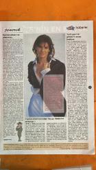SİNEMA HAFTALIK ANTRAKT GAZETESİ  -  ARALIK 1998  - KİŞİLER: BERHAN ŞİMŞEK – TUNCER NECMİOĞLU – TUNCEL KURTİZ – MAZLUM ÇİMEN – BÜLENT ÇOLAK – REİS ÇELİK – SANDRA BULLOCK – SEAN CONNERY – NICOLAS CAGE – ARNOLD SCHWARZENEGGER – SAMUEL L. JACKSON – TIM ALLEN – MAHMUT TALİ ÖNGÖREN – HÜSEYİN KUZU – SAİM YAVUZ – DENİZ YAVUZ – TUNCA ARSLAN – ORUÇ APAYDIN  BAŞLIKLAR: HOŞÇAKAL YARIN VİZYONDA – REİS ÇELİK’TEN 68 KUŞAĞI FİLMİ – DENİZ GEZMİŞ, YUSUF ASLAN VE HÜSEYİN İNAN’IN HİKÂYESİ – TÜRK SİNEMASINDA YERLİ YAPIMLARIN GÖSTERİM SIKINTISI – 35. ANTALYA ALTIN PORTAKAL FESTİVALİ DEĞERLENDİRMESİ – KUBRICK’İN EYES WIDE SHUT FİLMİ – SANDRA BULLOCK DOSYASI – VİZONTELE VE 1974 DÖNEMİ – SİNEMA ELEŞTİRMENLİĞİ TARTIŞMASI – TÜRKİYE-İTALYA ARASINDAKİ SİNEMA AMBARGOSU – CAPITOL SİNEMALARI’NDAN İTALYAN FİLMLERE YASAK – CINE5’TE ARALIK AYI İLK GÖSTERİMLERİ – SİNEMA GAZETESİ 10. YILINDA  FİLMLER: HOŞÇAKAL YARIN – EYES WIDE SHUT – VIZONTELE – KAÇIKLIK DİPLOMASI – CUMHURİYET – YARA – GEMİDE – AZİZE – LEOP  -  14 SAYFA