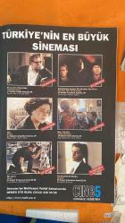 SİNEMA HAFTALIK ANTRAKT GAZETESİ -  4 ŞUBAT 1999   -  KİŞİLER: WESLEY SNIPES - STEPHEN DORFF - KRIS KRISTOFFERSON - N'BUSHE WRIGHT - DONAL LOGUE - SANJA MILKOVICH HAYS - MARK ISHAM - PAUL RUBELL - KIRK M. PETRUCCELLI - THEO VAN DE SANDE - STAN LEE - AVI ARAD - JOSEPH CALAMARI - DAVID S. GOYER - STEPHEN NORRINGTON - YILMAZ GÜNEY - ŞERİF GÖREN - FAMKE JANSSEN - JEFF GOLDBLUM - PIERCE BROSNAN - MICHAEL DOUGLAS - MERYL STREEP - AGÂH ÖZGÜÇ - ZEKİ ÖKTEN - DENZEL WASHINGTON - RON HOWARD - BILL PAXTON - MUHAMMED ALİ - WILL SMITH - BARRY SONNENFELD - MIMI LEDER  BAŞLIKLAR: BLADE VİZYONDA - YOL YENİDEN SALONLARDA - SİNEMA GÜNLERİ ETKİNLİĞİ - AZİZ NESİN EMEK ÖDÜLÜ - HOLLYWOOD YILDIZLARI - SİNEMA VE VAROLUŞ - VAMPİR MİTOSU - TİTANİC VAKASI - OSCAR YARIŞI - SINEMA SANATI VE ESTETİK - SINEMA YAZARI ÖDÜLLERİ  FİLMLER: BLADE - YOL - VAMPİRLE GÖRÜŞME - FATHERS AND SONS - LORD OF ILLUSIONS - GOLDEN EYE - CITY OF INDUSTRY - DEEP RISING - RPM - NOOSE - ROUNDERS - THE GINGERBREAD MAN - FINDING  -  14 SAYFA