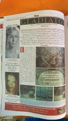 SİNEMA HAFTALIK ANTRAKT GAZETESİ - 25 MAYIS 2000    -  İSTANBUL SİNEMASINDA OYNATILAN FİLMLER , ANNEM HAKKINDA HER ŞEY - ÇÖL KANUNU - TAŞ PARÇASI-    - YILMAZ ALİ - TUZAK - KARANLIK YOLLAR - KÖROĞLU - PITCH BLACK - LAKE PLACID - BESIEGED - MOZART IN TURKEY  -  PEDRO ALMODOVAR - CECILIA ROTH - MARISA PAREDES - CANDELA PEÑA - ANTONIA SAN JUAN - PENELOPE CRUZ - ROSA MARÍA SARDA - FERNANDO FERNAN-GOMEZ - FERNANDO GUILLEN - TONI CANTO - ELOY AZORIN - CARLOS LOZANO - MIGUEL REJAS - ANTXON GOMEZ - JOSE SALCEDO - ALBERTO IGLESIAS - ESTHER GARCIA - AGUSTIN ALMODOVAR - AFFONSO BEATO - FARUK KENÇ - BELGIN DORUK - DAVID TWOHY - VIN DIESEL - COLE HAUSER - KEITH DAVID - BRIDGET FONDA - BILL PULLMAN - OLIVER PLATT - BERNARDO BERTOLUCCI - THANDIE NEWTON - DAVID THEWLIS - SIR CHARLES MACKERRAS - PAUL GROVES - YELDA KODALLI-  14 SAYFA