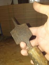 üzeri bezemeli , demir, dokuma el aleti... - rusty/dusty