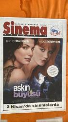 SİNEMA HAFTALIK ANTRAKT GAZETESİ - 26 MART – 01 NİSAN 1999 – SANDRA BULLOCK – NICOLE KIDMAN – ROBIN WILLIAMS – UĞUR VARDAN – JOHN CARPENTER – STEVEN SPIELBERG – MARLEEN GORRIS – GYÖRGY FEHER – MARION HANSEL – BENOÎT JACQUOT – CLAUDE MILLER – JAN SCHÜTTE – PAOLO TAVIANI – VITTORIO TAVIANI – ALFRED HITCHCOCK  BAŞLIKLAR: HAFTANIN FİLMLERİ – AŞKIN BÜYÜSÜ – BİR VAMPİRİN HAYATI – BİR BÖCEĞİN HAYATI – SAVING PRIVATE RYAN İLE OSCAR – EDEBİYATTAN BEYAZPERDEYE – ÖZEL GÖSTERİ: SESLER VE SESSİZLER – ANISINA: ALFRED HITCHCOCK – 18. İSTANBUL FİLM FESTİVALİ – MAGAZİN / HABERLER  FİLMLER: AŞKIN BÜYÜSÜ (PRACTICAL MAGIC) – PATCH ADAMS – VAMPİRLER (VAMPIRES) – BİR BÖCEĞİN HAYATI – SCHINDLER’S LIST – E.T. – INDIANA JONES: RAIDERS OF THE LOST ARK – CLOSE ENCOUNTERS OF THE THIRD KIND – MEMOIRS OF A GEISHA – MINORITY REPORT – INDIANA JONES AND THE LOST CONTINENT – MRS DALLOWAY – PASSION – LA FAILLE – L’ECOLE DE LA CHAIR – LA CLASSE DE NEIGE – FETTE WELT – TU RIDI – BLACKMAIL – THE LODGER - 14 SAYFA
