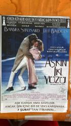 SİNEMA GAZETESİ HAFTALIK ANTRAKT DERGİSİ EKİ  - 25–31 AĞUSTOS 2000 KOMŞUM BİR KATİL FİLMİ : BRUCE WILLIS – MATTHEW PERRY – ROSANNA ARQUETTE – NATASHA HENSTRIDGE – MICHAEL CLARKE DUNCAN – AMANDA PEET – KEVIN POLLAK – HARLAND WILLIAMS ÖLÜMÜNE KADAR FİLMİ : ANTONIO BANDERAS – WOODY HARRELSON – LOLITA DAVIDOVICH – LUCY LIU SENSİZ OLMAZ FİLMİ : JOHN CUSACK – IBEN HJEJLE – TODD LOUISO – JACK BLACK – LISA BONET – CATHERINE ZETA-JONES – TIM ROBBINS 60 SANİYE FİLMİ : NICOLAS CAGE – GIOVANNI RIBISI – ANGELINA JOLIE – WILL PATTON – ROBERT DUVALL – SCOTT CAAN SON DURAK FİLMİ : DEVON SAWA – ALI LARTER – KERR SMITH – KRISTEN CLOKE – SEAN WILLIAM SCOTT SHINE FİLMİ : GEOFFREY RUSH – ARMIN MUELLER-STAHL – NOAH TAYLOR – LYNN REDGRAVE – JOHN GIELGUD İLK EŞLER KULÜBÜ FİLMİ : GOLDIE HAWN – BETTE MIDLER – DIANE KEATON  BAŞLIKLAR: KOMŞUM BİR KATİL VİZYONDA — BRUCE WILLIS’TEN MAFYA KOMEDİSİ — ÖLÜMÜNE KADAR FİLMİNDE RİNGDE DOSTLUK VE REKABET — SENSİZ OLMAZ FİLMİNDE PLAK DÜKKANINDA AŞK VE MÜZİK — 60 S -14 SAYFA