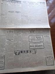 Cumhuriyet Gazetesi - 26 Nisan 1942 - Dönüm Noktası Cumhuriyet Başmakale - Kahraman Orduya İltihak Eden Genç Subaylarımız Fotoğrafı - Ankara'daki Yedek Subay Okulunu Bitiren Gençlerin Merasimi - Örfi İdare Kanununda Yapılacak Yeni Tadilat - Rus Japon Münasebatı Bozuluyor Mu - Milli Şef İsmet İnönü Ve Eşi Çocukları İzlerken Fotoğraf - General Giraud Almanya'dan Kaçtı - Şark Cephesi Harekatı Her Kesimde Hava Faaliyetleri Çok Arttı - Japonlar Yeni Takviye Kıtaları Aldılar - Halk Oyunları Gecesi Fotoğraf - İstanbul Muhteliti İzmir Takımına 2 1 Yenildi Fotoğraf - Karne Yolsuzluğu - Haftanın Şakaları Yazan Burhan Felek - Sönen Işık Filmi Bugün Lale Sinemasında - Gönül Oyunları Filmi Başrolde Gingers Rogers Ronald Colman Sümer Sinemasında - Zeytinyağı Satışı Serbest Bırakılacak - Küçük Hikaye Çoluk Çocuk Sahibi Yazan Nuri Refik - Sızı Yazan Mükerrem Kamil Su Yazı Dizisi - Lorel Hardi Mektepte Filmi İpek Sinemasında - Türkiye Güreş Birinciliği Müsabakaları Başladı -Bomonti Bahçesi