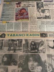 YAŞAM GAZETESİ DOĞUM GÜNÜ GAZETESİ - 26 AĞUSTOS 1980 - emel Sayın ile kadrosu arasındaki kırgınlık sona erdi-1977 dünya güzeli Mary Stavın-Nuri Sesigüzel-Ahmet Sezgin-neriman Köksal-Leyla Sayar-Ayhan Işık-Muzaffer tema-Adnan Şenses-Bektaş Türk-Abdülcambaz-turhan Selçuk-Kerem docs-Çiçek yetiştirmek bir sanattır-iki mektup-tuğrul Meteer-neslihan kenter-mehlika kenter-bugün oyuncagini paylaşamayan çocuk yarın duygularını paylaşamaz-Mete akyol-yabancı kadın-Cemal Gencer-ahut tuğba- tutulunca oyuncakları çıktı-lütfen papatyaları yemeyin