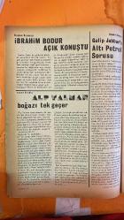 SOSYETE 13 DERGİSİ - 13 EYLÜL 1979  NECATİ ZİNCİRKIRAN – HALDUN SİMAVİ – İBRAHİM BODUR – GALİP JABBAN – ALP YALMAN – SEMİH TÜRKDOĞAN – ERDOĞAN ARIPINAR – RAHMİ TURAN – AYDIN ÖZTÜRK – BEYHAN CENKÇİ – BURHAN FELEK – MUSTAFA YÜCEL – MURAT SERTOĞLU – NAZIM HİKMET – MÜNÜR BEY – KORUTÜRK – EVREN PAŞA  NECATİ ZİNCİRKIRAN’IN EMEKLİLİĞİ – BABIALİ TİRAJ SAVAŞLARI – GÜNAYDIN’IN YENİ YAYIN MODELİ – CUMHURİYET’İN SATIŞ DÜŞÜŞÜ – BEYHAN CENKÇİ VE GAZETECİLER CEMİYETİ – İBRAHİM BODUR’UN EKONOMİ AÇIKLAMALARI – ALP YALMAN VE GALATASARAY YÖNETİMİ – GALİP JABBAN’DAN PETROL VE ENERJİ SORUNLARINA YANIT – TÜRKİYE’NİN TARIM VE SANAYİ DENGESİ – MEDYA, POLİTİKA VE ENFLASYON TARTIŞMALARI - 18 SAYFA