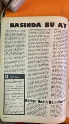 SOSYETE 13 DERGİSİ - 13 HAZİRAN 1982  KERİM KERİMOL – NİHAT KANER – MUSTAFA ÖZKAN – NÜKHET DURU – MÜŞERREF TEZCAN – NEZİH DEMİRKENT – EROL SİMAVİ – UMER ÇAVUŞOĞLU – BEDRİ KORAMAN – NECATİ DOĞRU – GÜNERİ CİVAOĞLU – İLHAN SELÇUK – HASAN CEMAL – NADİR NADİ – MEHMET KARAMEHMET – NAZLI ILICAK – HALDUN SİMAVİ – KEMAL ILICAK – SAMİM VAR – ALİ ULVİ TURAL – NECMİ TANYOLAÇ  KERİM KERİMOL VE NİHAT KANER’İN İDDİALI DOSYASI – MUSTAFA ÖZKAN, NÜKHET DURU VE MÜŞERREF TEZCAN’IN SANAT GÜNDEMİ – NEZİH DEMİRKENT’İN BABIALİ’YE DÖNÜŞÜ VE GAZETECİLİKTEKİ AŞKI – UMER ÇAVUŞOĞLU’NUN YENİ PATRON MODELİ VE ORTANIN SOLUNDA KİTLE MUHALEFETİ VURGUSU – EROL SİMAVİ’NİN GAZETEDEKİ İÇKİ SALONU VE DUYGUSAL YÖNETİM TARZI – CUMHURİYET GAZETESİNDE GENÇLEŞME VE OFSET BASKI DÖNEMİ – NADİR NADİ VE HASAN CEMAL’İN YENİLENME STRATEJİLERİ – ÇUKUROVA’NIN YENİ GAZETE HAMLESİ VE AKŞAM’IN EL DEĞİŞİMİ – BABIALİ’DE TİRAJ YARIŞI, GÜNEŞ’İN ÜÇÜNCÜLÜK İDDİASI – UMER ÇAVUŞOĞLU’NUN MAAŞ POLİTİKASI VE GAZETECİLİKTE YIPRANMA TARTIŞM  - 22 SAYFA