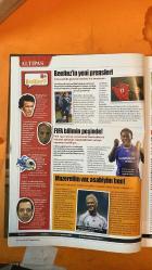 FOURFOURTWO - TEMMUZ 2007    -   KİŞİ/ŞAHIS İSİMLERİ MÜJDAT YETKİNER - ENGİN BAYTAR - ALTAN TANRIKULU - RONALDO - DAVID BECKHAM - ÜMİT ÖZAT - EMMANUEL ADEBAYOR - EMMANUEL EBOUE - DIEGO LUGANO - ZINEDINE ZIDANE - VICENTE DEL BOSQUE - PHILIPP LAHM - SAMIR NASRI - DJIBRIL CISSE - CARLO ANCELOTTI - YAŞAR - SCHUMACHER - HÖGH - WAGENHAUS - SELÇUK YULA - HALDUN DÜRÜST - SÜREYYA KOCATEPE - KENAN ADIGÜZEL - RYAN GIGGS - CRAIG BELLAMY - FRANCESCO TOTTI - RIVALDO - FAUSTINO PINTO - JUAN CACHO - LUCAS NEILL - JOSEF HICKERSBERGER - JAKOB KUHN - WILMAN CONDE - AQUIVALDO MOSQUERA - PEDRO LARLEY - CARLOS TEVEZ - NANI  BAŞLIKLAR FUTBOLU SEVENLERİN DERGİSİ - RONALDO GOLFTE HİLE YAPIYOR MU - 1998 DÜNYA KUPASI FİNALİ'NDE NE OLDU - BREZİLYALI KIZLARI NASIL TAVLARSINIZ - GALATASARAY'IN MÜTHİŞ ALTYAPISI - ÜMİT ÖZAT ŞİİR YAZIYOR - ADEBAYOR KONUŞTU - KOLOMBİYA'DAKİ VAHŞİ DERBİ - LİGİN DİĞER YILDIZLARI - MARSİLYA'DA ŞİKE - MOR MENEKŞE TOULOUSE - ÇİN'DE FUTBOL - THE FINALE - YAKIN MARKAJ - AYIN FOTO   - 70 SAYFA