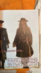 CİNEMASCOPE DERGİSİ -  MAYIS 2007  -   BAŞLIKLAR MACERA KALDIĞI YERİNDEN - DOSYA FİLMLER TUTKULAR VE SUÇLAR - SİNEMANIN ŞAİRİ YA DA ŞAİRİN SİNEMASI - YENİ MACERAYA YENİ KOSTÜM - TÜYLER ÜRPERTEN SERİ KATİL - MESLEK OLARAK SİNEMA - RÖPORTAJ - ELEŞTİRİ - SIRADIŞI TÜRK SİNEMASINI BELGELEYENLER - UZAKDOĞU YAKIN PLAN - SOUNDTRACK - FESTİVAL - SİNEPOLİTİK - SİNEMA SÖZLÜĞÜ - VIDEO POST  FİLMLER KARAYİP KORSANLARI DÜNYANIN SONU - ÖRÜMCEK ADAM 3 - ZODIAC - PA'NIN LABİRENTİ - KARA KİTAP - KÜÇÜK GÜN IŞIĞIM - RÖNESANS - MARIE ANTOINETTE - EVRENDEKİ SON YAŞAM - LITTLE MISS SUNSHINE - MINORITY REPORT - WARTBOEK  KİŞİLER PIER PAOLO PASOLINI - EROL KESKİN - MORITZ BLEIBTREU - ELİF SÜMBÜL SERT - FERDİ EĞİLMEZ - ENGİN AYÇA - ALAN ARKIN - PAUL DANO - STEVE CARELL - GREG KINNEAR - TONI COLLETTE - CHRISTIAN VOLCKMAN - TOM CRUISE - PAUL VERHOEVEN   -  98 SAYFA