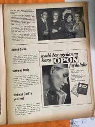 SOSYETE 13 DERGİSİ  -  13 TEMMUZ 1973  ISMAIL ÖZDOYURAN - MELIHA ÖZDOYURAN - RANA BEŞE - NEJAT BEŞE - RASIH ÇERİKÇIOĞLU - TAYLAN ÖRMEN - OKŞAN SAYIN - ŞEBNEM - HALÛK ECZACIBAŞI - SELÇUK EMRE - AYLA DEMIR - ORHAN DEMIR - DEMIRHAN DEMIR - MITHAT KUNT - CANAN SİNOPLU - MEHMET KUNT - SÜHEYLA KUNT - FERİDUN KUNT - NECLA SİNOPLU - ISMAIL SİNOPLU - INEZ KUNT - HALDUN OKSAR - ATA EVLİYAZADE - YAKUP SOYUGENÇ - BERRİN SOYUGENÇ - MEFKÜRE ŞERBETÇİ - MECDİ ŞERBETÇİ - IZZET ÇINTAV - SANİYE ÇINTAV - ZÜBEYDE AKTAY - NECDET AKTAY - TÜRKÂN HANIM - KADİR HAS - REZZAN HAS - METE HAS - FEZAL HAS - FERİT SPOREL - NÜVİT ATEŞ - SÜHA GİRİŞGEN - BAYAN SÜNALP - ZİYA MÜEZZİNOĞLU - EROL SİMAVİ - FEYYAZ TOKAR - HALÛK KUTAY - FATMA DAVRAN - MELİHA TOKAR - GÜLSEN KUTAY - BERNA TOKAR - BÜLENT GARAN - MAHMUT DERİŞ - SABİHA HANIM - MEHMET ÖNAL  İSTANBUL FESTİVALİ ELEŞTİRİSİ - YAZ TATİLİ NEDENİYLE ERKEN SAYI - SOSYETE YAZARLARINDAN ÖZÜR - DAVETLERDE ÖZDOGYURAN ÇİFTİ - YAZ YOLCULUĞU PLANLARI - HUKUKÇULARIN YA  -  22 SAYFA