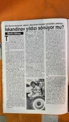 RALLİ   DERGİSİ  -   MART 1991    -   CARLOS SAINZ - FRANCOIS DELECOUR - MIKI BIASION - KENNETH ERIKSSON - JONSSON - MUSTAFA KOÇ - VEDAT DIKER - SERDAR BOSTANCI - TEVFİK SARPKAYA - OYMAN ATABAY - ŞEVKİ GÖKERMAN - TAŞKIN ÖĞEL - FERİDUN PEHLİVAN - ZEKİ ÇOL - MARTIN HOLMES - ÇEVKİ GÖKERMAN - EMRE YERLİCİ - İSKENDER ATAKAN - BÜLENT ŞAHİN - YAVUZ DURUKAN  MONTE CARLO RALLİSİ'NDE MATADOR’A FORD MENGENESİ - İSVEÇ ERIKSSON’UN - BORNOVA’DA SEZONA MERHABA - İÇİMİZDEN BİRİ SERDAR BOSTANCI - AYIN KONUSU OTOMOBİL SPORLARI FEDERASYONU - İSKANDİNAV AYRICALIĞI SONA MI ERİYOR - CHEVROLET BARETTA GT YOL TESTİ - 1991’DE KİM NE İLE NASIL YARIŞACAK - TOYOTA BMW 3 SERİSİ TÜRKİYE’DE - TOYOTA MR2 TURBO YOL TESTİ - OKUYUCU MEKTUPLARI - KANARYA VE HAMSI - İZMİR PİST YARIŞI - BORNOVA RALLİKROSU - BURSA RALLİKROS YARIŞI  FORD COSWORTH 4X4 - LANCIA - MITSUBISHI GALANT VR4 - TOYOTA - CHEVROLET BARETTA GT - BMW 3 SERİSİ - TOYOTA MR2 TURBO - RENAULT 11 TURBO - MARLBORO - MICHELIN - TURKPETROL - CASTRO    -  82  SAYFA