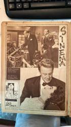 YELPAZE    DERGİSİ -    5 MAYIS 1954     -  ROLANDA - GIAKOM - MECHUL GELIN - BARBARA STANWYCK - ADOLPH MENJOU - VAN JOHNSON - ELIZABETH TAYLOR - JAN DÜBNA - PIYER DE MIRANDE - FUKYE TENVIL - CHAT NOIR - JANE POWELL - VITTORIYO - NANET - LÜLZO - SARA - ASK DIKENLERI - LOCANDA DEL CERVO - ALTINBAS KREMİ - CREME TETE D'OR - LOUIS PHILIPPE DUDAK BOYASI - LOUIS PHILIPPE - KANLI YARIS - ASK SARHOSLUGU- 48  SAYFA
