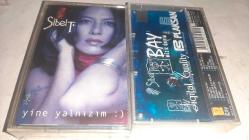 SİBEL TÜZÜN YİNE YALNIZIM JELATİNLİ   CAM BASKI KASET