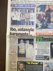 SABAH GAZETESİ MELODİ TELERAMA EKİ  - 24 ARALIK 1993  - HARİKA AVCI, RESSAM BEDRİ BAYKAM ve İZZET ÖZ İLE DOYUMSUZ SOHBET - İBRAHİM TATLISES, İBO SHOW, NURİ SESİGÜZEL, ERKİN KORAY, AYDEMİR AKBAŞ - ORHAN GENCEBAY'SIZ YILBAŞI - YUSUF ELVER, OLCAK O KADAR'DA MUTLU BİR AİLE TABLOSU -NOKTA İLE VİRGÜL - ERDOĞAN SEVGİN - ''BİR BAŞKA GECE''DE DÖRT TİYATRO ÜNLÜSÜ, YASEMİN BOZKURT, CİHAN ÜNAL, CÜNEYT TÜREL, BERNA LAÇİN, TİLBE SARAN - BİR DAMLA ALKOLÜN ÜRPERTEN HİKAYESİ -