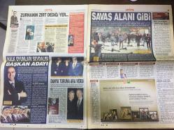 STAR GAZETESİ  - 8 ARALIK 2004 - TÜLİN DALOĞLU, SADDAM'I SAKLANDIĞI FARE DELİĞİNDEN ÇIKARAN AMERİKALI SAMİR İLE KONUŞTU - BAŞBAKAN RECEP TAYYİP ERDOĞAN, ''ANKARA KRİTERİ YAPARIZ'' - AHMET ERTÜRK ''TÜRKİYE 20 YILDA ZEDELER ZEDELER ÜLKESİ OLDU'' - SADETTİN TEKSOY KURAN'DAKİ MUCİZELERİ YAZDI - ÜMİT ASLANBEY - HALK OYUNLARI SEVDALISI BAŞKAN ADAYI, SERTAÇ DEMİRTAŞ - DAVID ARNETT - ANKARA SAVAŞ ALANI GİBİ - HALİT KAKINÇ - TUNÇ TÜFEKÇİ, MÜZEYİ BÜROKRASİ ÇÜRÜTÜYOR - OLGA ÜNAYDIN, TEK TESELLİSİ ALARA - EYLEM ERDEM - EREN ULUERGÜVEN'İN BEYİN ÖLÜMÜ GERÇEKLEŞTİ - ŞEREF OĞUZ - EURO'DA YENİ REKOR - ÖMER FARUK GÜNEL - ERSİN ÖZİNCE - DİPLOMATLARA SUÇÜSTÜ - MUSTAFA DEĞİRMENCİ, BAŞKANDAN YARDIM SÖZÜ - TARIK YILMAZ - KUBİLAY GÜLBEK - SULTAN UÇAR - SEDAT BUCAK YENİDEN YARGILANIYOR - DENİZ BAYKAL - ABDULLAH GÜL - FENERBAHÇE KADIKÖY'DE MANCHESTER UNITED İLE MAÇ YAPACAK