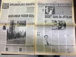 STAR GAZETESİ  - 8 ARALIK 2004 - TÜLİN DALOĞLU, SADDAM'I SAKLANDIĞI FARE DELİĞİNDEN ÇIKARAN AMERİKALI SAMİR İLE KONUŞTU - BAŞBAKAN RECEP TAYYİP ERDOĞAN, ''ANKARA KRİTERİ YAPARIZ'' - AHMET ERTÜRK ''TÜRKİYE 20 YILDA ZEDELER ZEDELER ÜLKESİ OLDU'' - SADETTİN TEKSOY KURAN'DAKİ MUCİZELERİ YAZDI - ÜMİT ASLANBEY - HALK OYUNLARI SEVDALISI BAŞKAN ADAYI, SERTAÇ DEMİRTAŞ - DAVID ARNETT - ANKARA SAVAŞ ALANI GİBİ - HALİT KAKINÇ - TUNÇ TÜFEKÇİ, MÜZEYİ BÜROKRASİ ÇÜRÜTÜYOR - OLGA ÜNAYDIN, TEK TESELLİSİ ALARA - EYLEM ERDEM - EREN ULUERGÜVEN'İN BEYİN ÖLÜMÜ GERÇEKLEŞTİ - ŞEREF OĞUZ - EURO'DA YENİ REKOR - ÖMER FARUK GÜNEL - ERSİN ÖZİNCE - DİPLOMATLARA SUÇÜSTÜ - MUSTAFA DEĞİRMENCİ, BAŞKANDAN YARDIM SÖZÜ - TARIK YILMAZ - KUBİLAY GÜLBEK - SULTAN UÇAR - SEDAT BUCAK YENİDEN YARGILANIYOR - DENİZ BAYKAL - ABDULLAH GÜL - FENERBAHÇE KADIKÖY'DE MANCHESTER UNITED İLE MAÇ YAPACAK