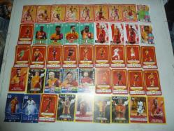 GALATASARAY EFSANE MEŞHUR FUTBOLCU KARTLARI 300 ÇEŞİT+4 adet şampiyonluk vcd+stickerler+rozet+silgi+kalem +bileklik ÜCRETSİZ KARGO
