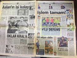 STAR GAZETESİ  - 25 AĞUSTOS 2000 - BALİNA İKİ HAKİME RÜŞVET VERMİŞ, İZMİR'DEKİ BALİNA KOD İSİMLİ KARA PARA OPERASYONU - FAİK ERDEMLİ, ''KULEYİ DİNLEYİN'' HABERİ - KELLY BROOK - MAAİLE TERÖRİST, GÜNAY ASLAN BOMBA YÜKLÜ MERCEDES İLE YAKALANDI - UÇAKTA KANSERLİ YOLCU VEFAT ETTİ, MEHMET KINAY - TURAN GENÇ, EMNİYET'E DÖNÜYOR - BİLİM HENDEK'E DÜŞTÜ - KABUS AIRBUS, CONCORDE KAZASI - YAŞAR NURİ ÖZTÜRK, GAZALİ SÜNNETİ ANLATIYOR, KUR'AN-I KERİM MEALİ - İŞSİZLİK HÜSRANI - İŞSİZLİN FONU'NA İLK AYDA GİREN  PARA HAYAL KIRIKLIĞI YARATTI, ERDOĞAN SÜZER - AKIN İZMİRLİOĞLU - ENFLASYON BİTTİ - ÇÖP DAĞLRI GREV ERTELETTİ - PETROL HAREKATI - MUSTAFA MUTLU; ASLITÜRK OLAYI ve ÜCRET SORUNU - MUSA, EVEVİT ve İLHAN BAŞGÖZ'E SORDU - SİNEMA SEZON FİLMLERİ SAYFASI; VATANSEVER, MEL GIBSON, SON DURAK, KEVIN THOMAS, GECE RÜZGARI, ÖLÜMÜNE KADAR, LUCY LIU, ANTONIO BANDERAS - SAYGI ÖZTÜRK - SEMİH İDİZ - DİLEK ÖNDER - AHMET NECDET SEZER ve BÜLENT ECEVİT ARASINDAKİ GERGİNLİK - UEFA SÜPER KUPASI MAÇI ÖNCESİ GALATASARAY